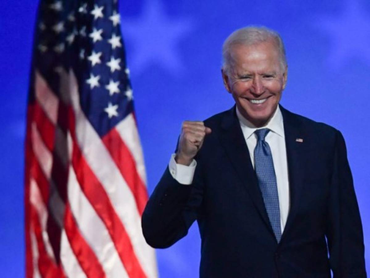 Equipo de Biden: Trump se arriesga a una 'embarazosa derrota' si acude a la Corte