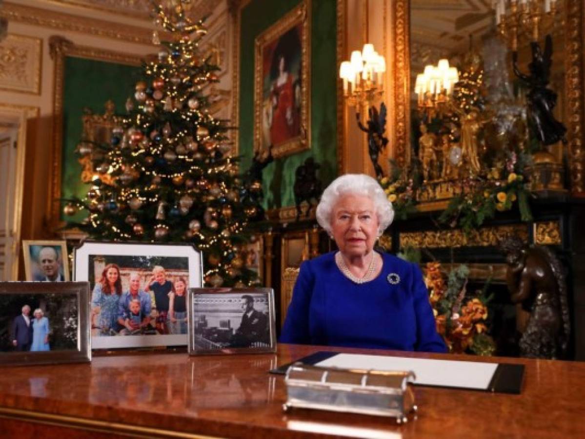 La reina Isabel II admite haber tenido un año 'movido' en su mensaje de Navidad