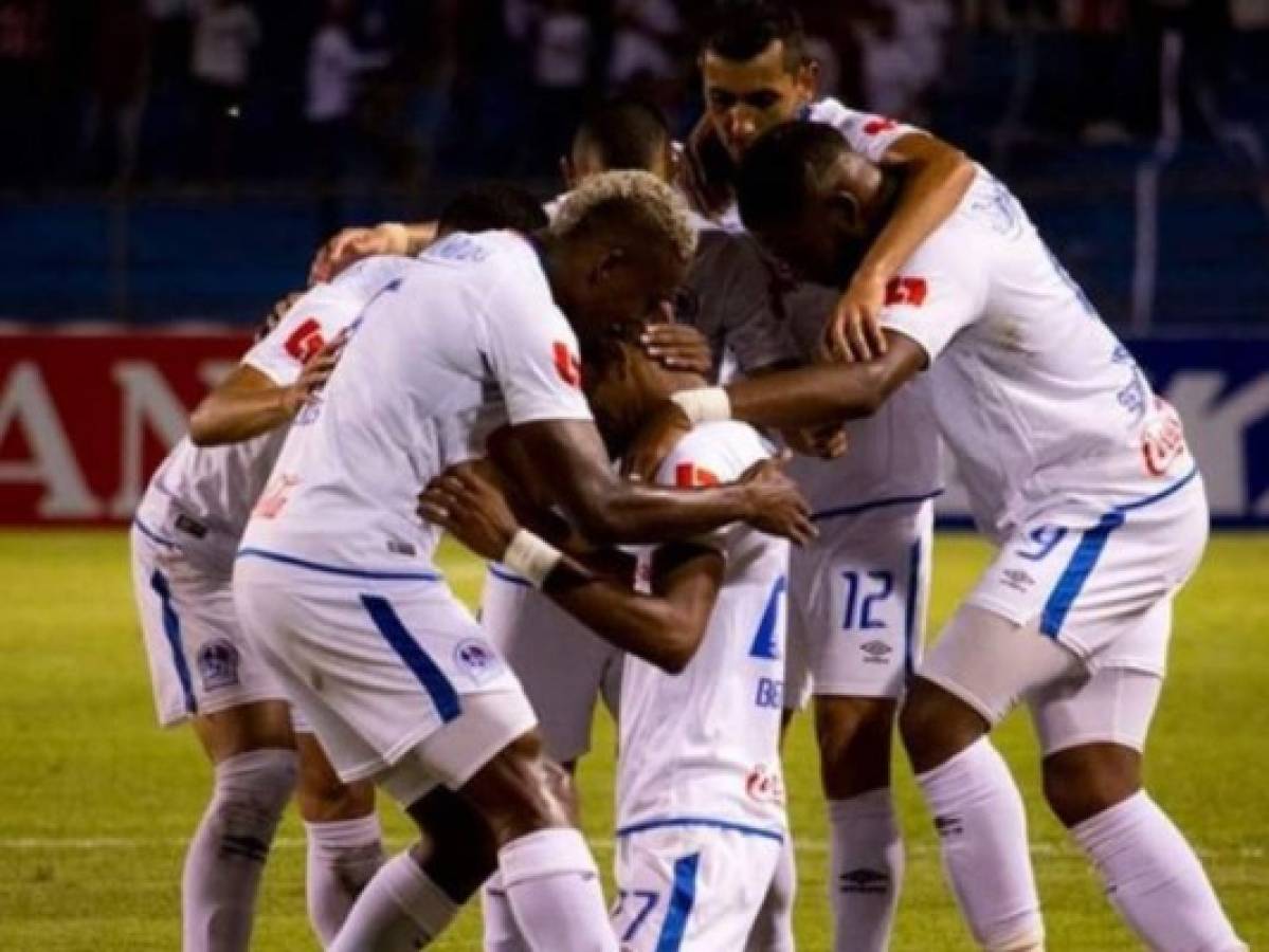 Oficial: Olimpia jugará la gran final de la Copa Premier ante Real España