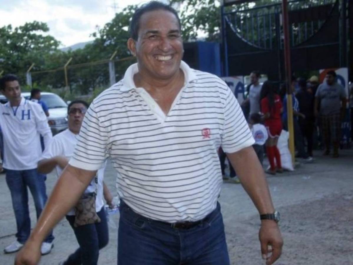 Hospitalizan por covid-19 al exmundialista hondureño Porfirio Betancourt