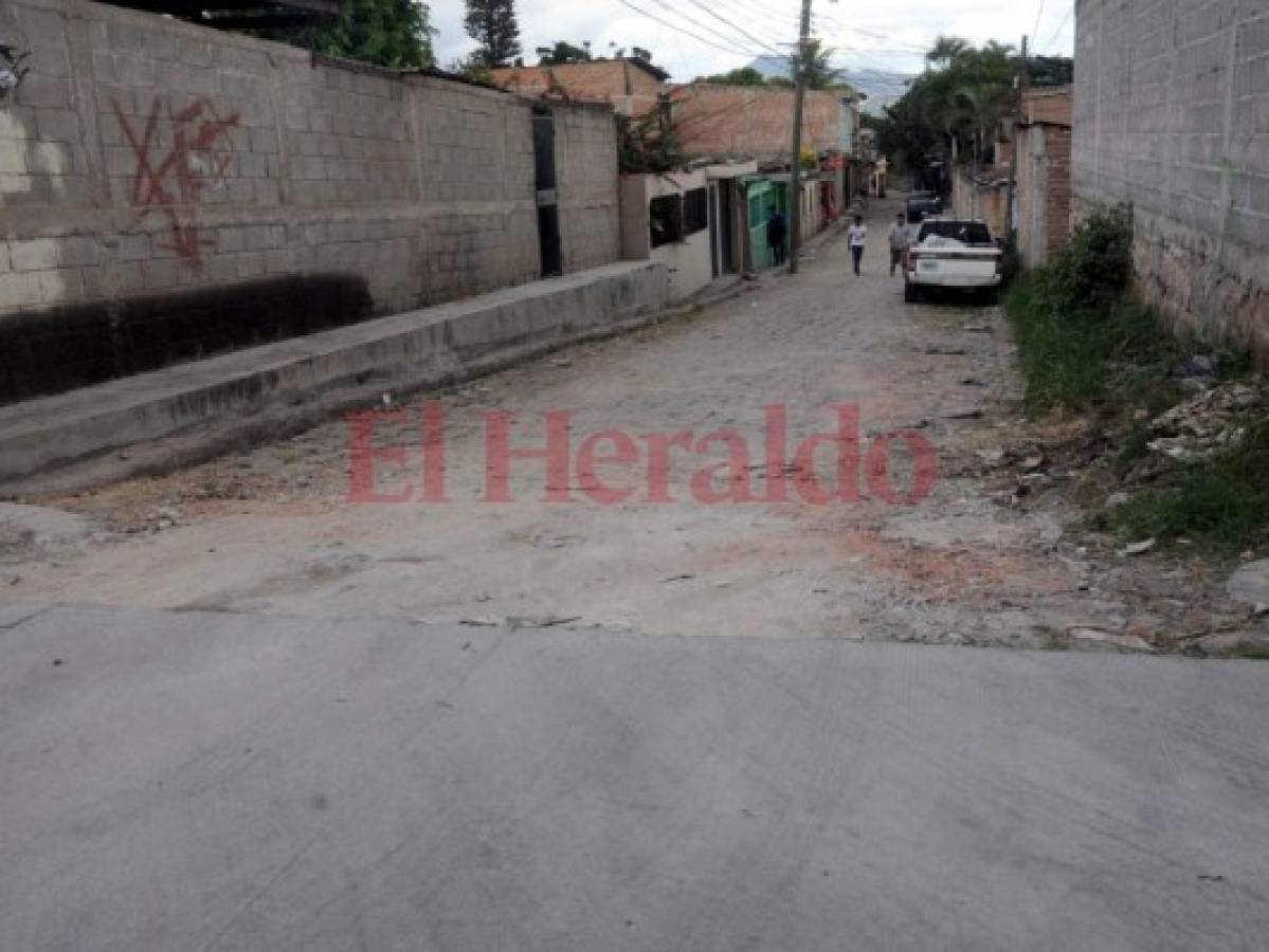 Vecinos de la colonia Predios del Recreo: 'Solo vienen a medir la calle y no los volvemos a ver”