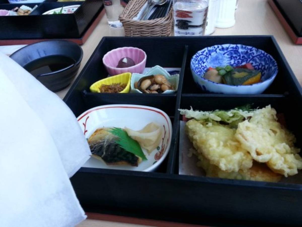 Los japoneses acostumbran a separar los residuos de su comida para facilitar el trabajo de reciclaje. Una práctica que aprenden desde niños.