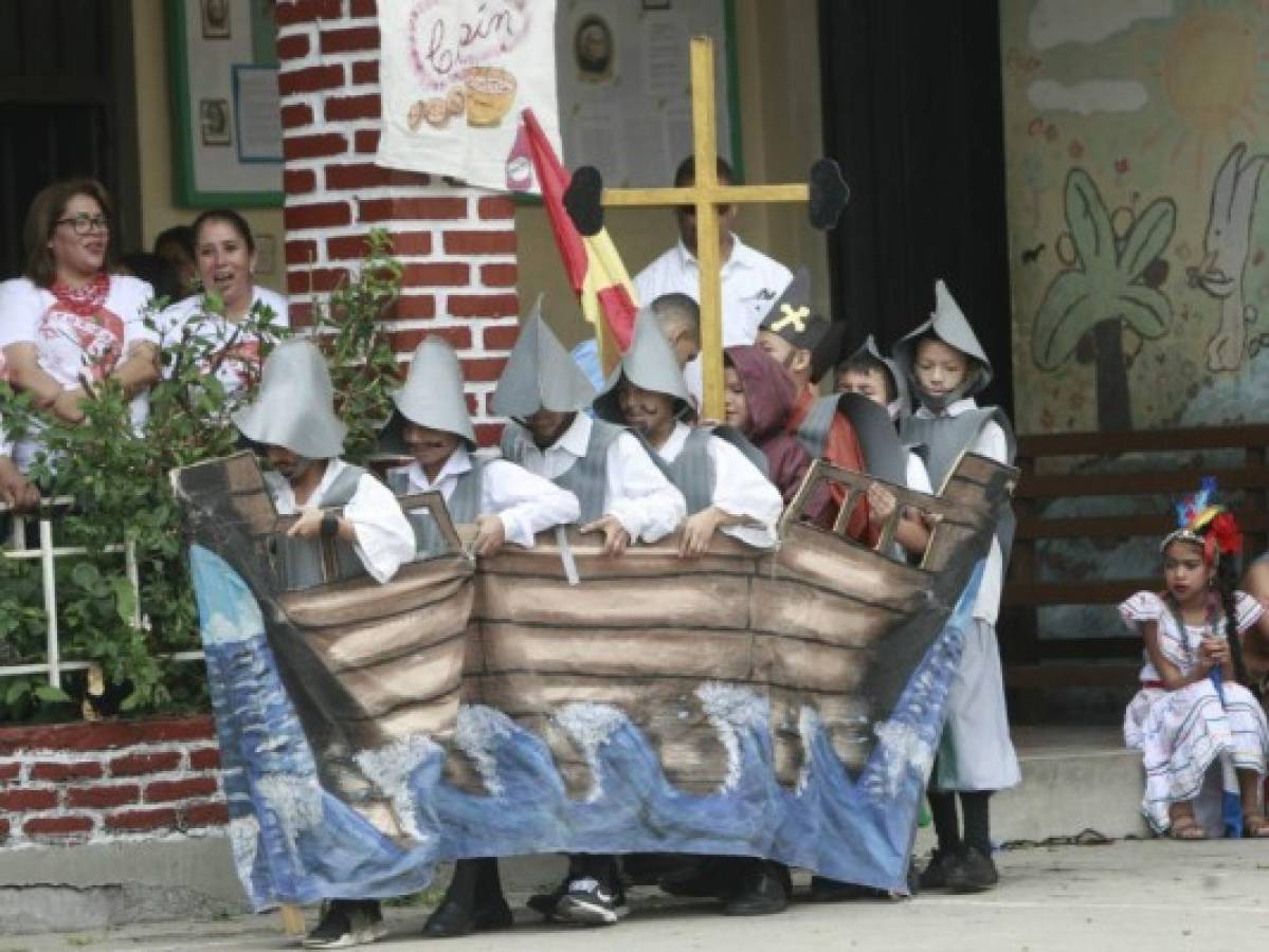 Estudiantes de la capital reviven la muerte del héroe nacional Lempira en la capital