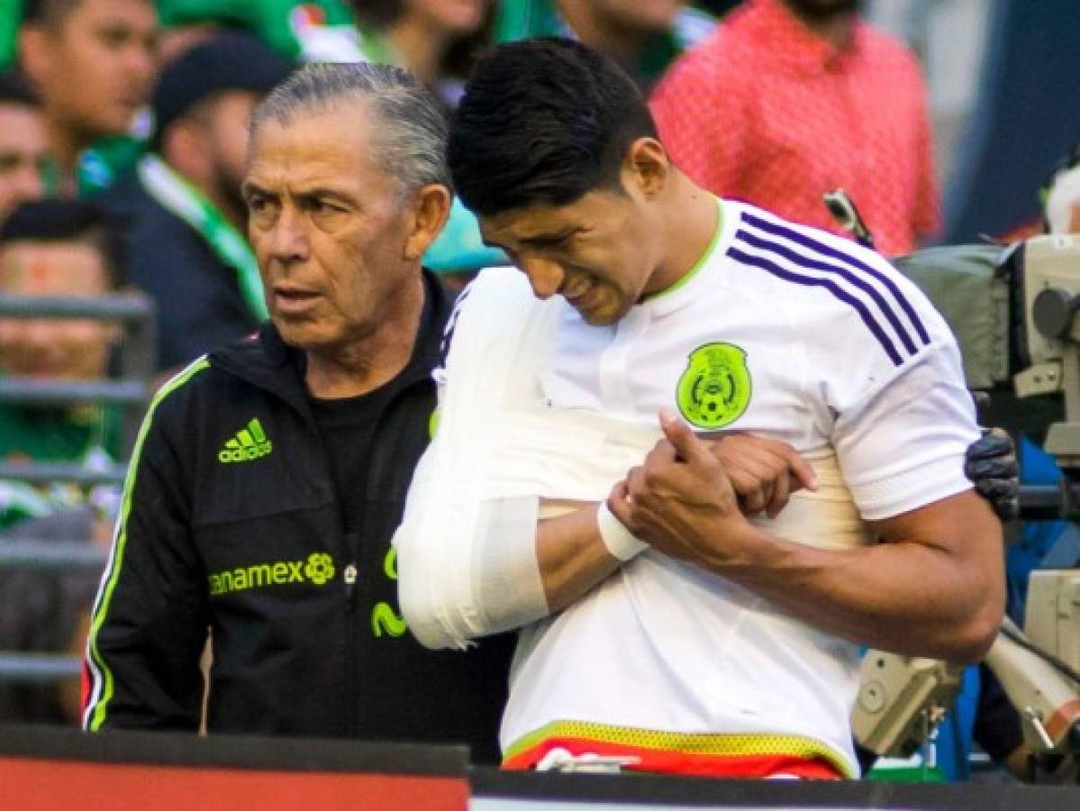 Alan Pulido confirma que no jugará la Copa Oro