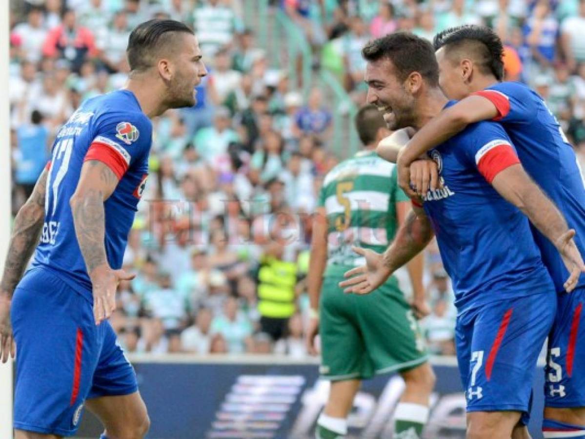 Cruz Azul empata 1-1 con Santos y se mantiene líder... ¡este es el año!