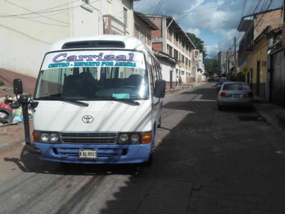 Honduras: Atacan a disparos bus de El Carrizal con pasajeros a bordo en Tegucigalpa