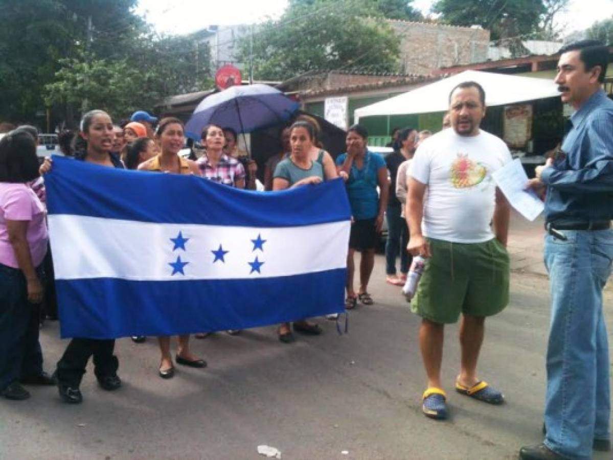 Realizan protesta en la colonia Kennedy