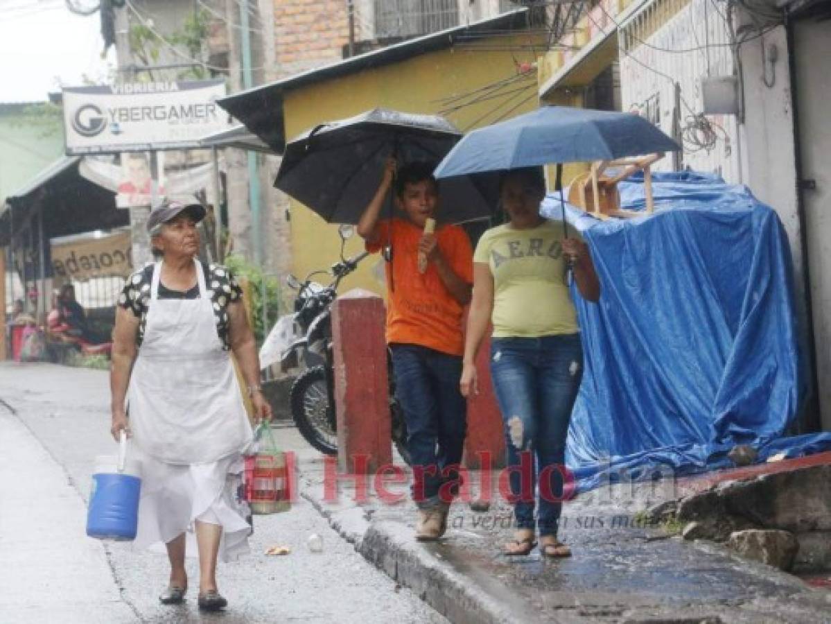 Fuertes lluvias continuarán en varios departamentos de Honduras