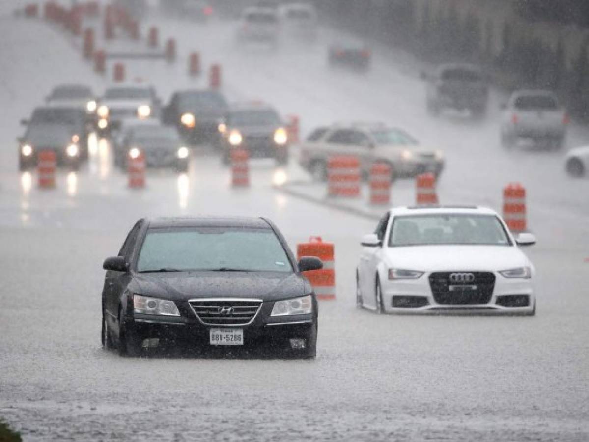 Texas recibirá más lluvias; hay amenazas de inundaciones