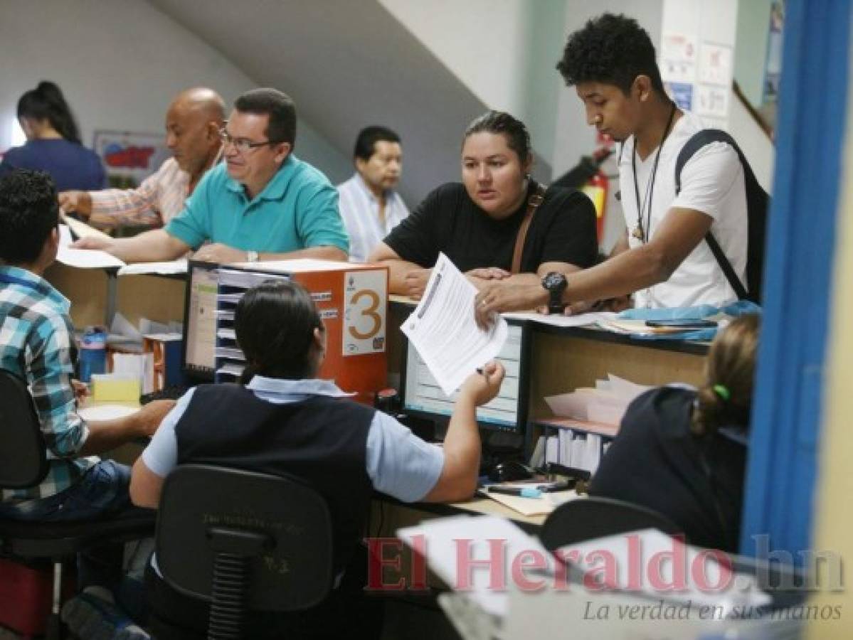 Solo parte de la burocracia está operando a través de teletrabajo