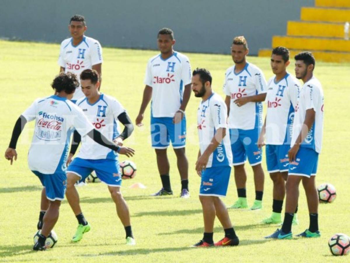 Beckeles y Romell Quioto son novedad en el entreno de la Selección Nacional de Honduras