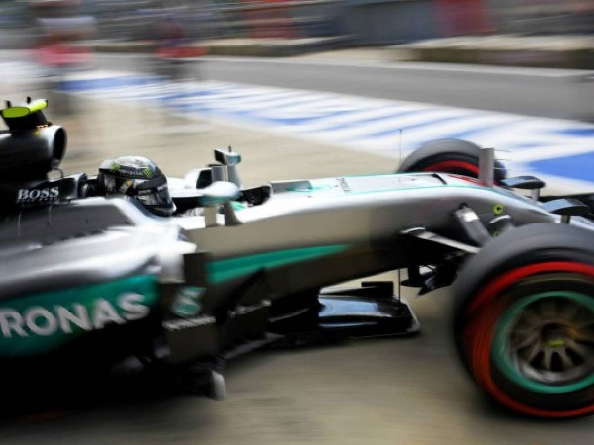 Rosberg, más rápido que Schumacher, lidera libres del GP de Austria