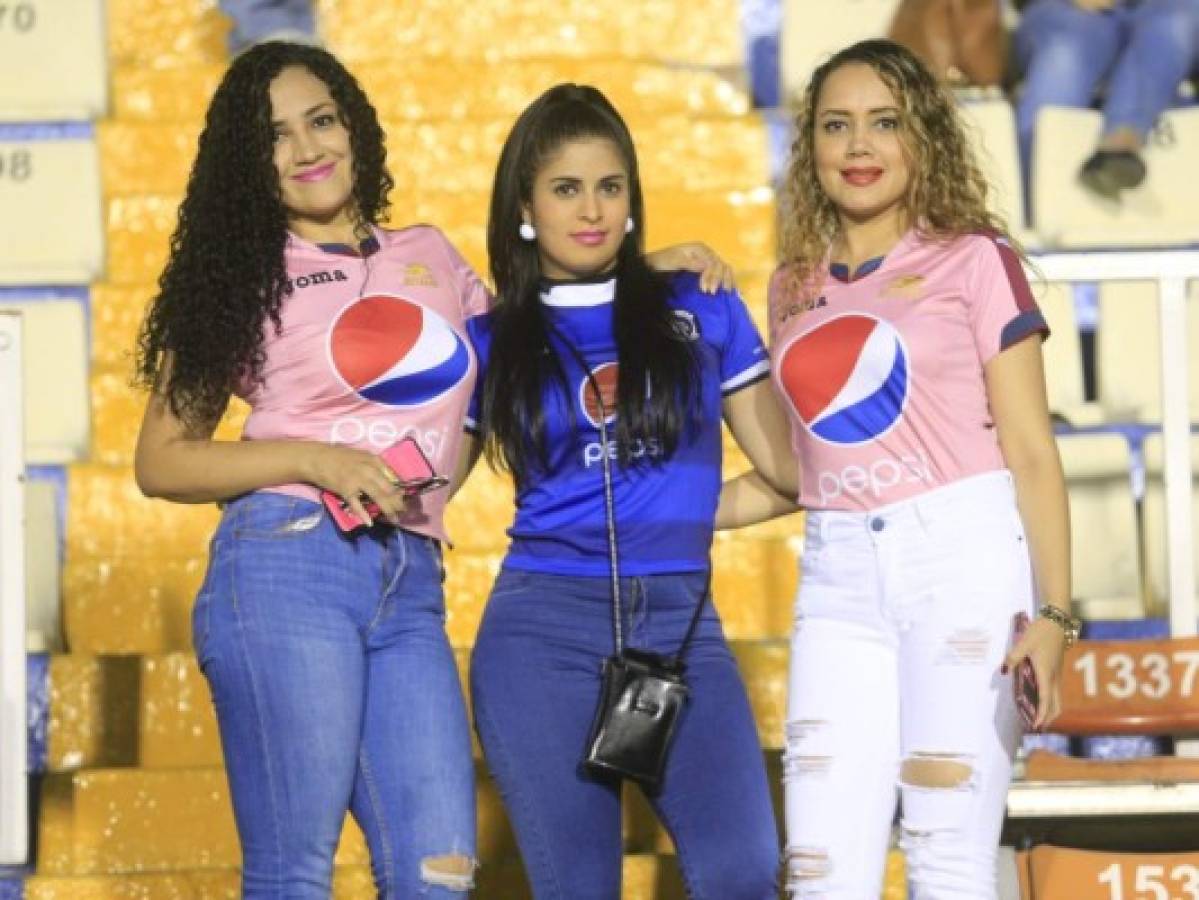 ¡Qué bello que es el fútbol! Bellezas en juegos de semifinales de LNP