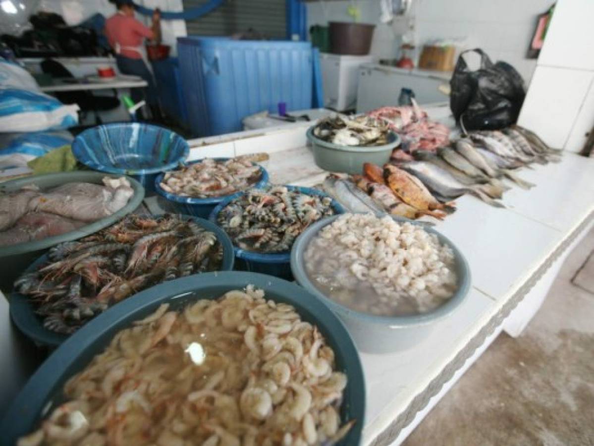 Se dispara la venta de mariscos en la capital de Honduras  