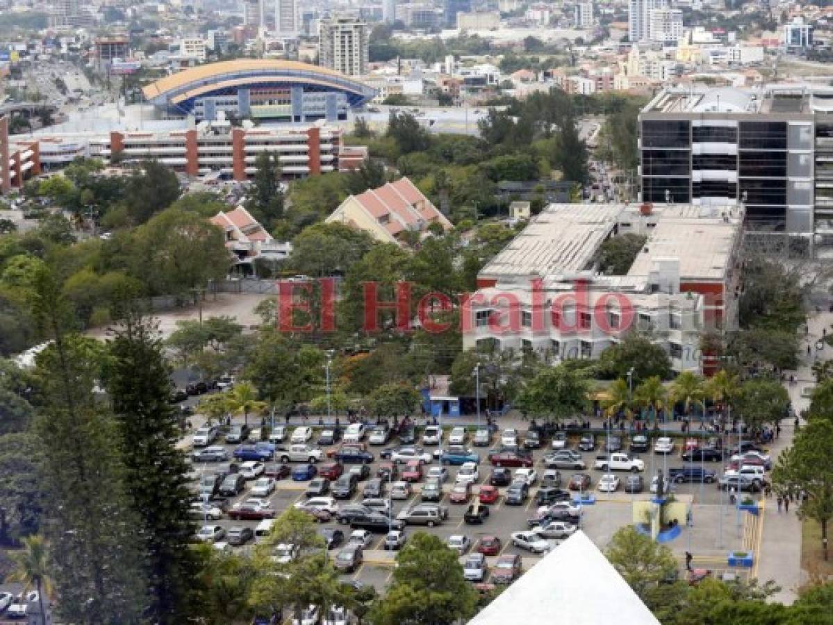 Estudiantes culpan a autoridades por declive de la UNAH