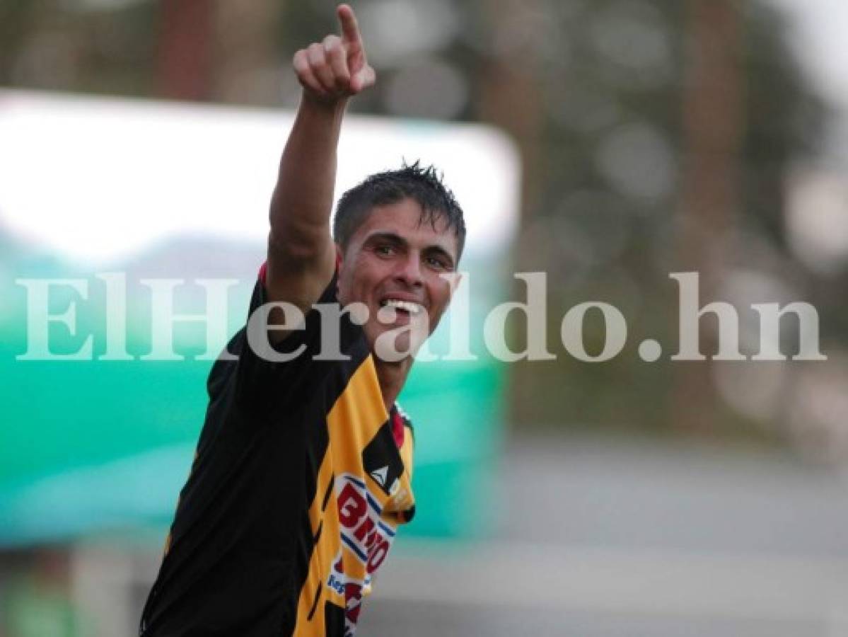 Ramiro Bruschi jugará el Ascenso con los Potros del Olancho FC