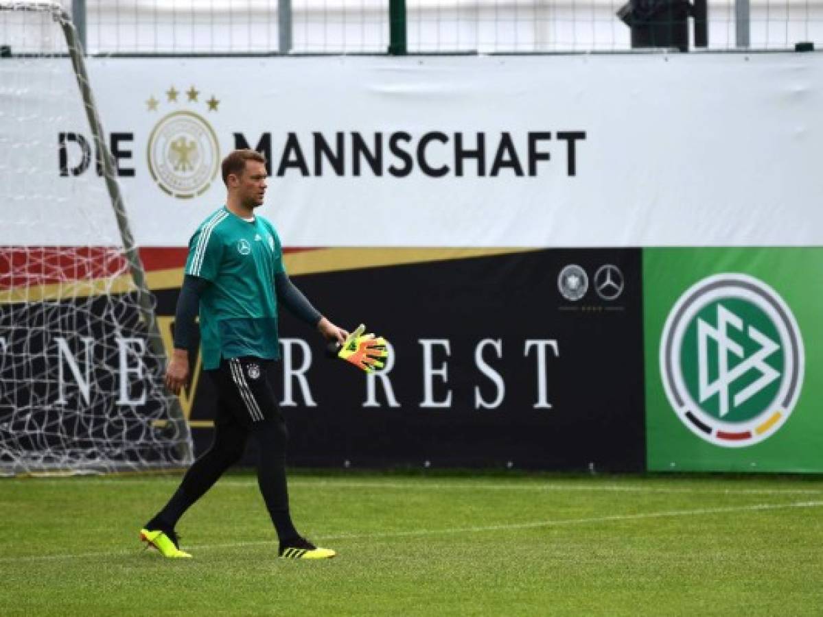 Manuel Neuer volverá a jugar con Alemania el sábado contra Austria