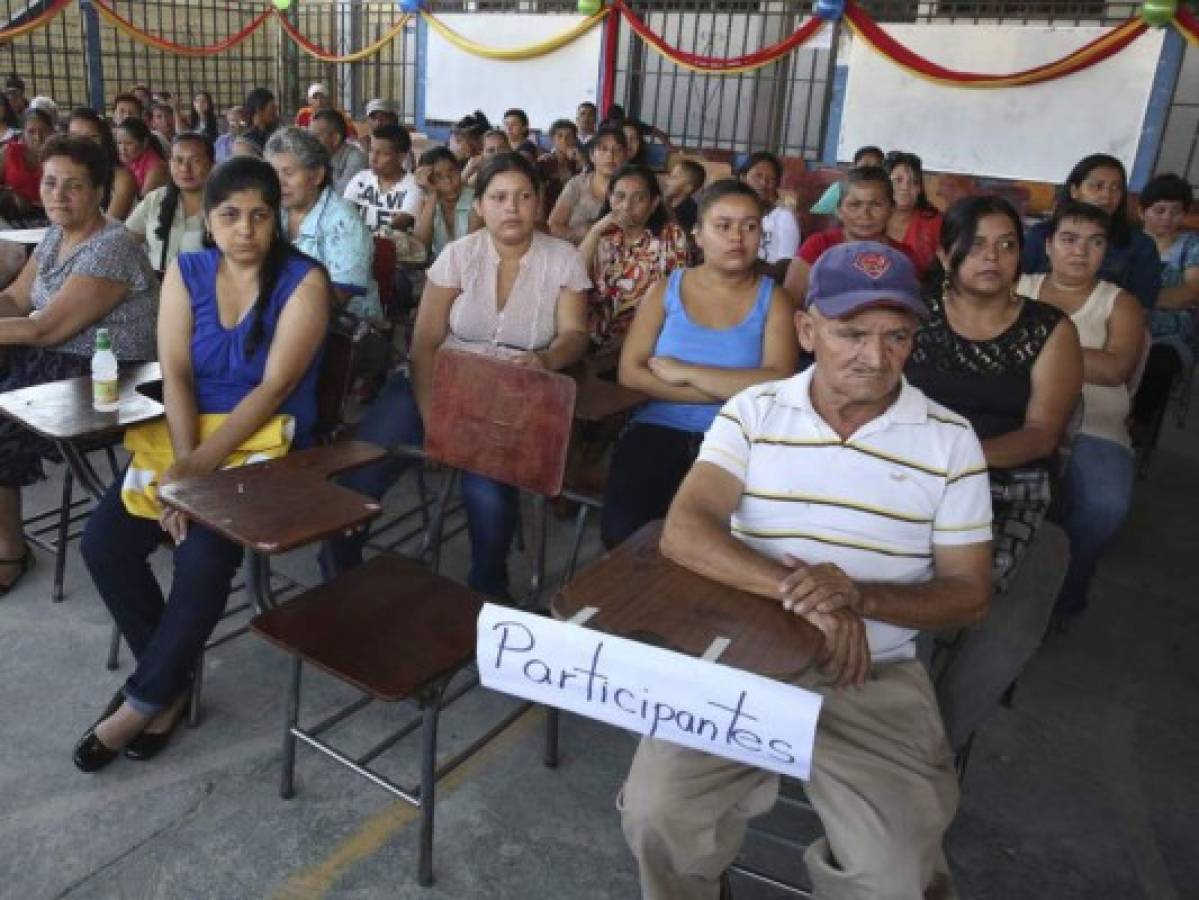 Estudiantes denuncian a diputados de Libre por incitar tomas