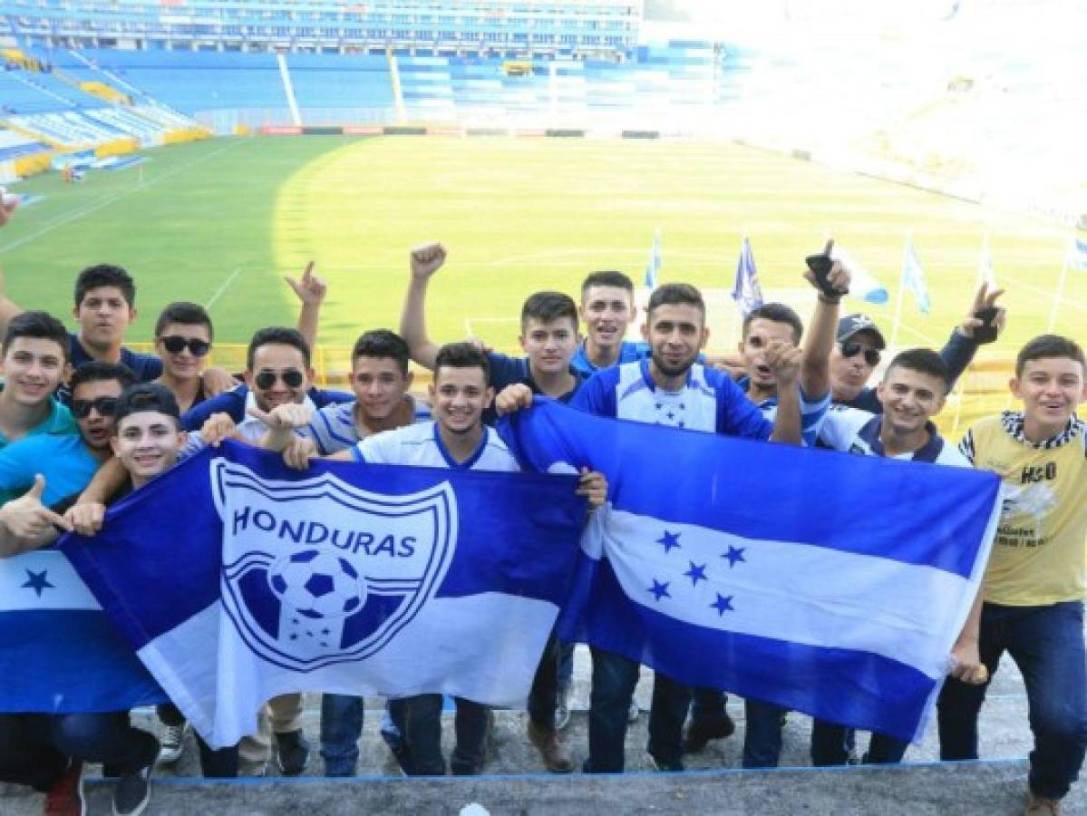 Selección de Honduras se dejó alcanzar dos veces por El Salvador y se complicó Rusia