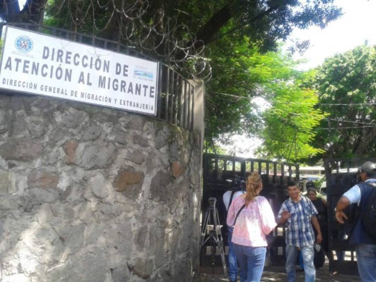El Salvador inaugura programa de reinserción de deportados de EEUU
