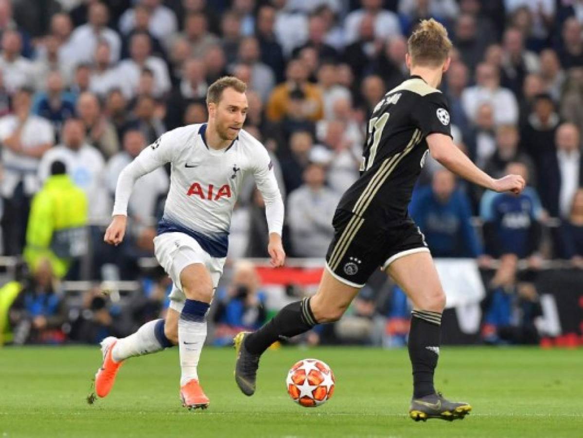 Ajax derrotó 1-0 al Tottenham y tiene un pie en la final de la Champions