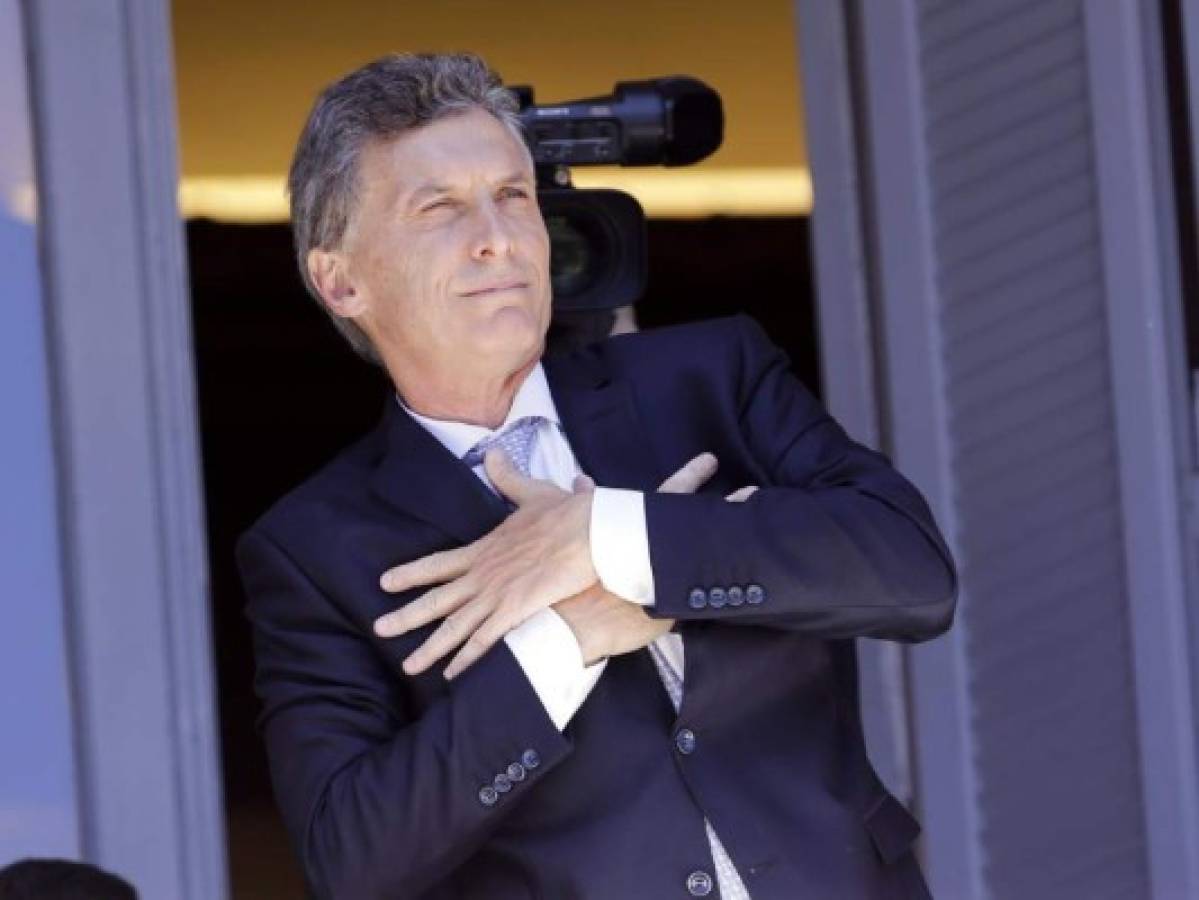 Macri elimina impuestos al campo, 'histórico', según agricultores