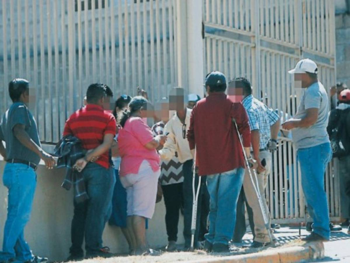 Instituto de la Propiedad pone orden y cierra portones a los tramitadores