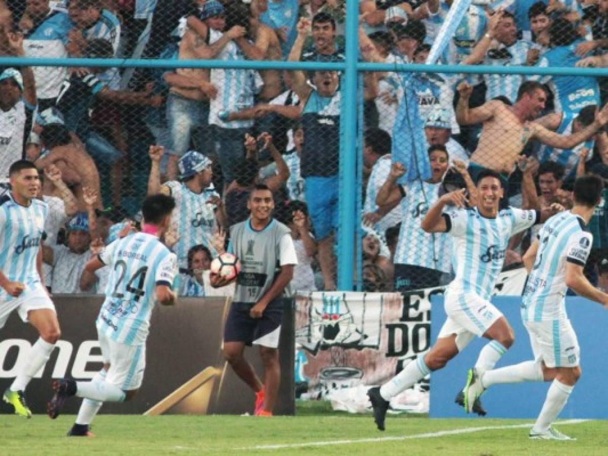 Atlético Tucumán venció 3-1 a Junior y avanza a Grupo 5 de Copa Libertadores