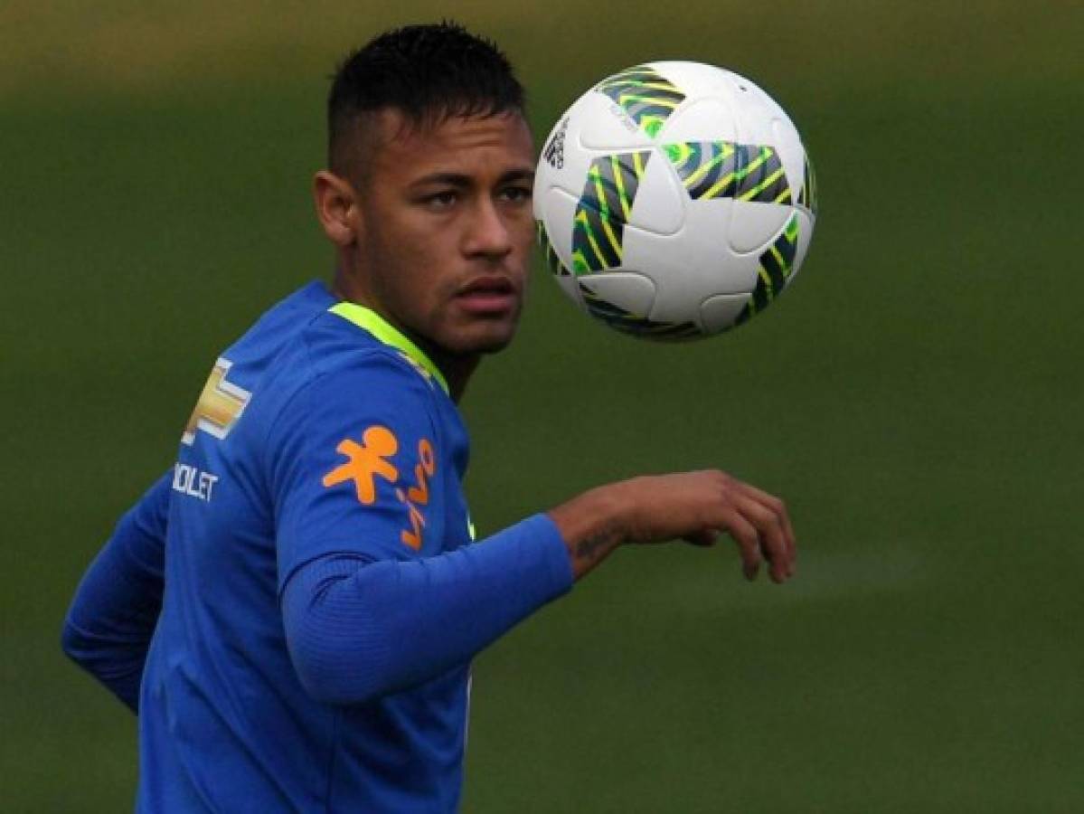 Un Neymar 'antipático' no quiso atender a sus seguidores en Río