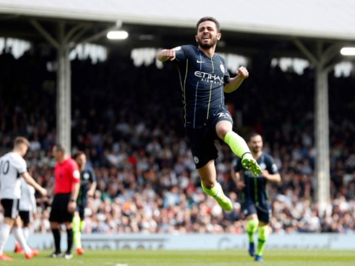 Manchester City en la cima de la Premier tras vencer a Fulham 2-0