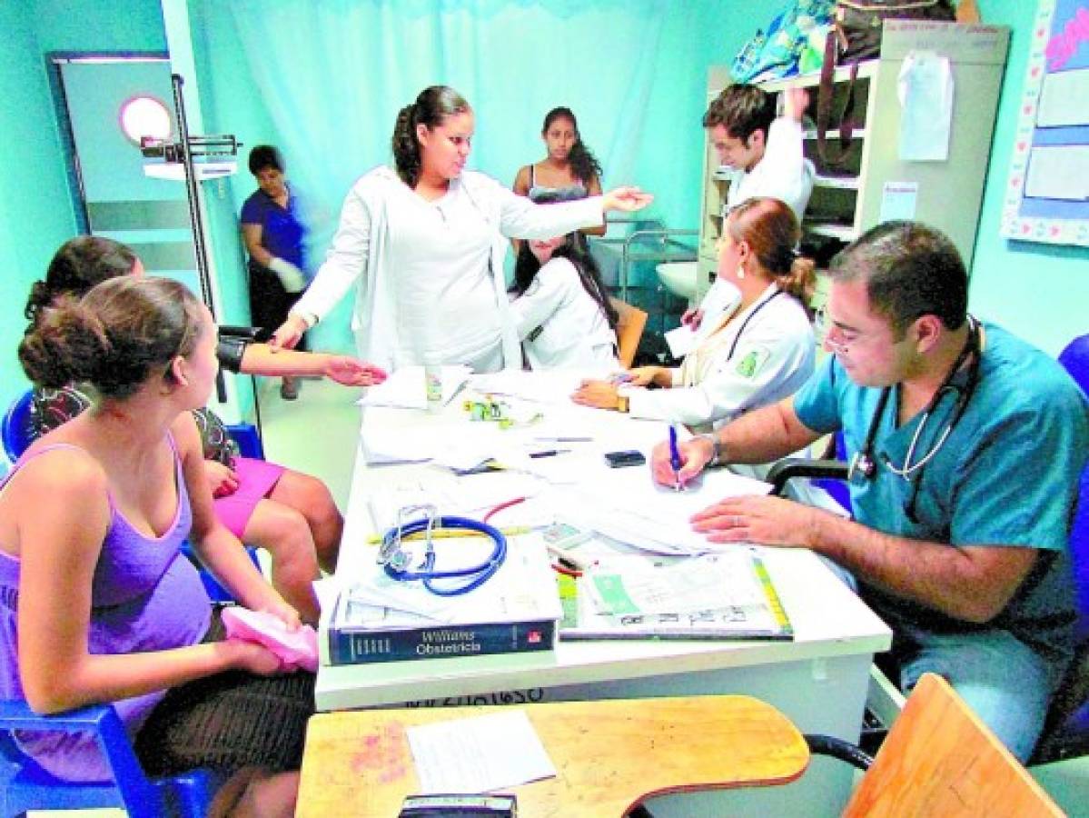 Nombran comisión para evaluar desempeño de hospital