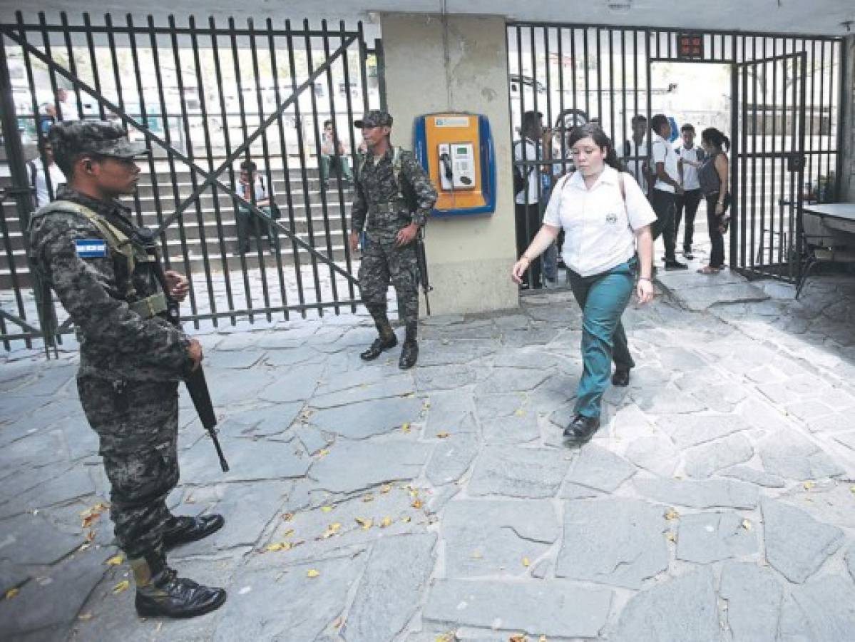 En lista de colegios a militarizar está incluido el Central