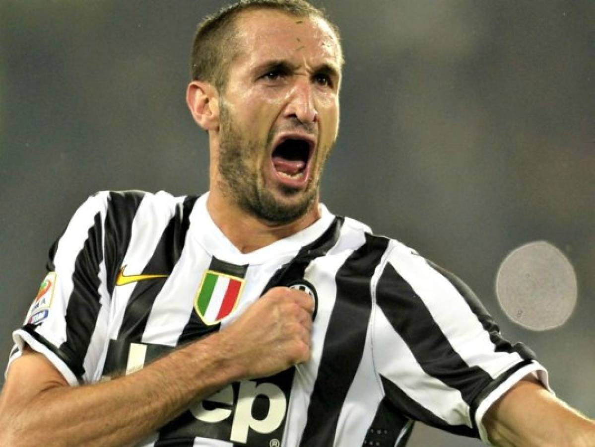 Georgio Chiellini se doctora con una tesis sobre modelo económico de la Juventus   