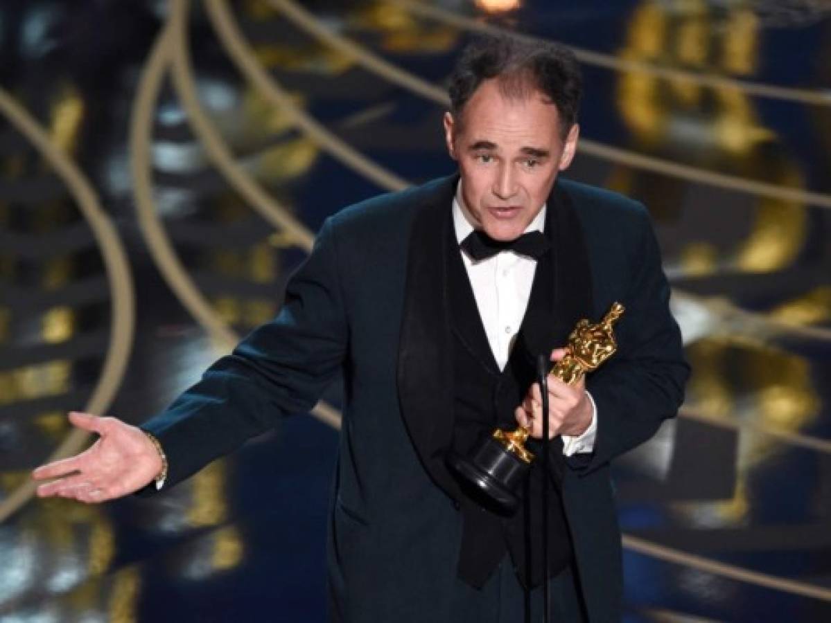 Spotlight se 'roba' la estatuilla, DiCaprio ganó su primer Oscar y LA sale triunfante