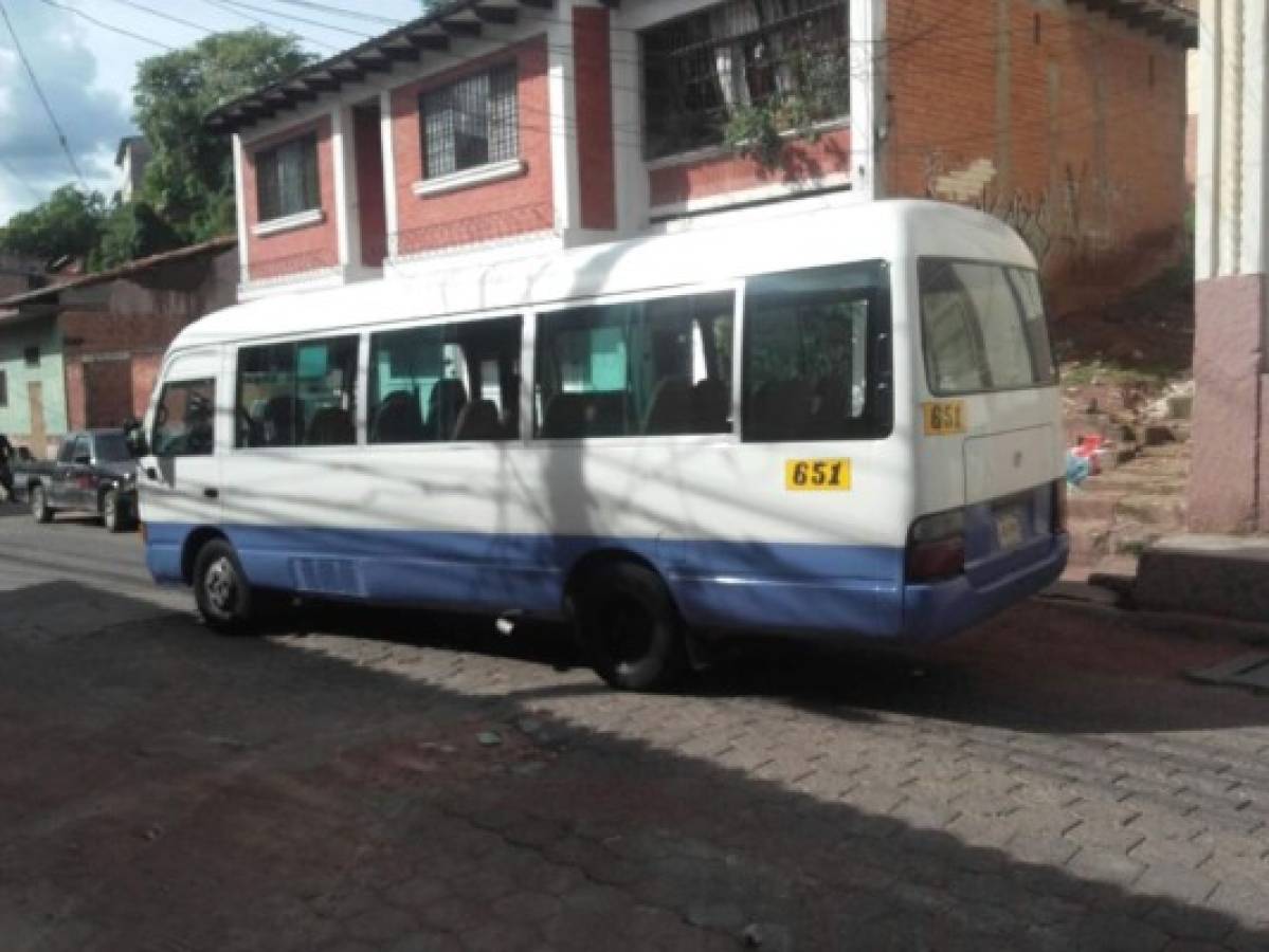 Honduras: Atacan a disparos bus de El Carrizal con pasajeros a bordo en Tegucigalpa