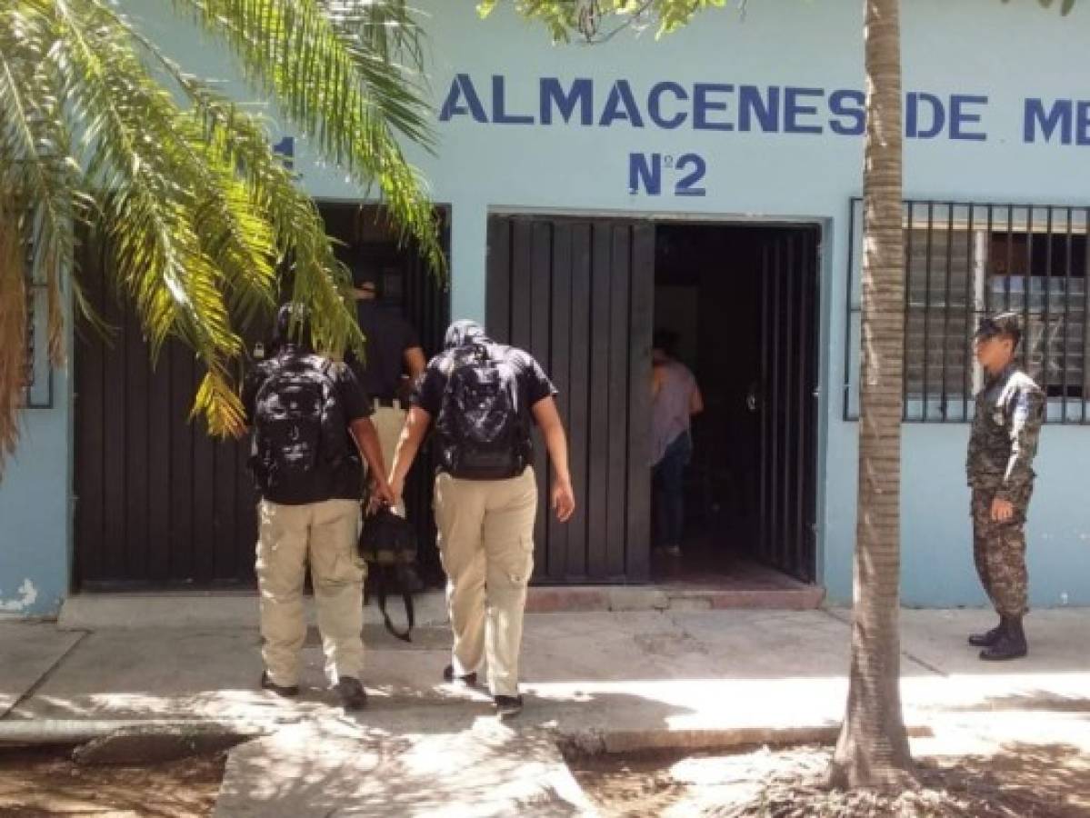 Decomisan documentos en hospital de Comayagua por supuesto robo de medicamentos