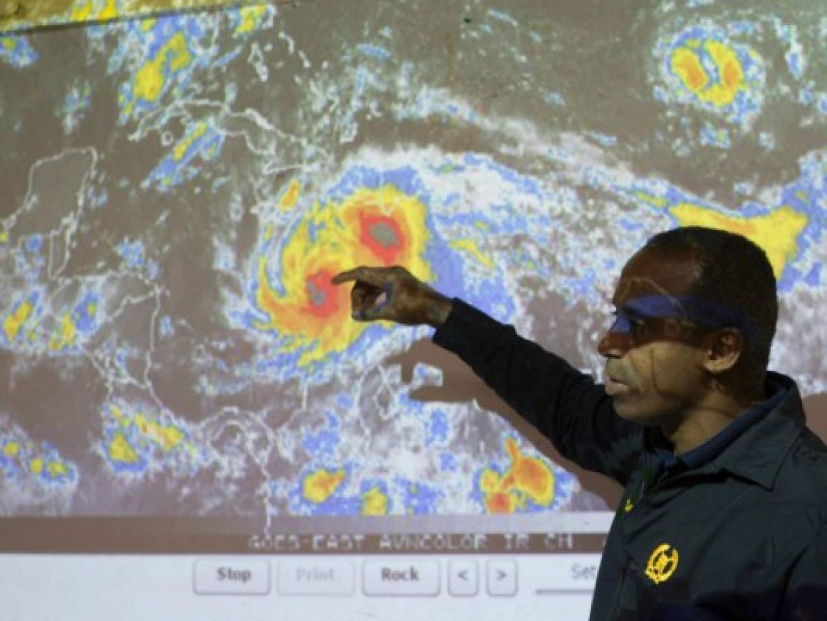 Dominicana: miles de evacuados por el furioso huracán Matthew