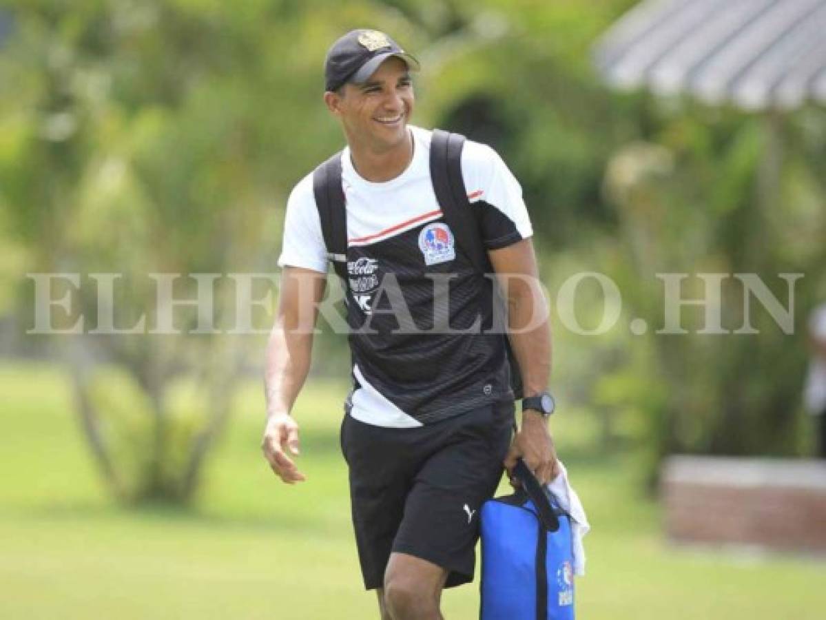 Donis Escober volvió a los entrenamientos de Olimpia