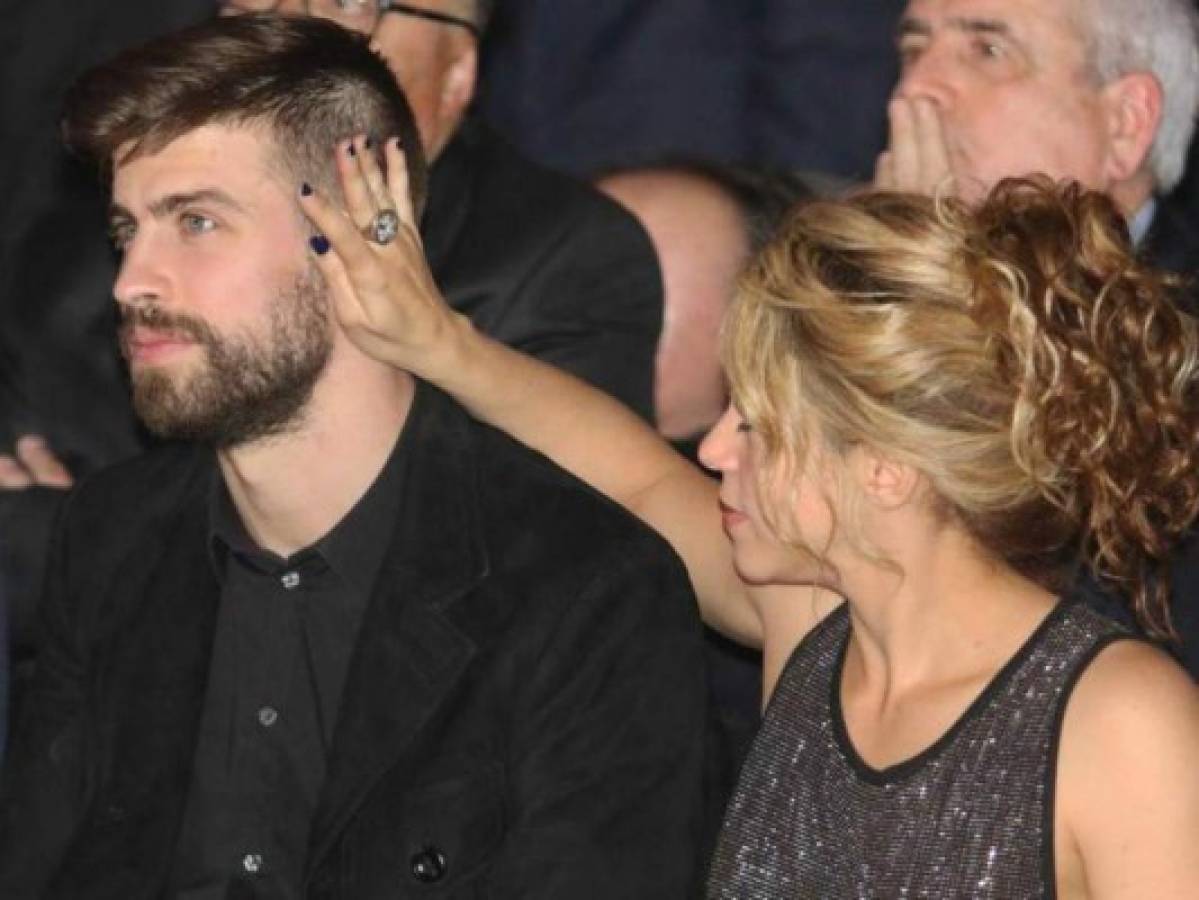 Piqué calla rumores de supuesta separación con Shakira