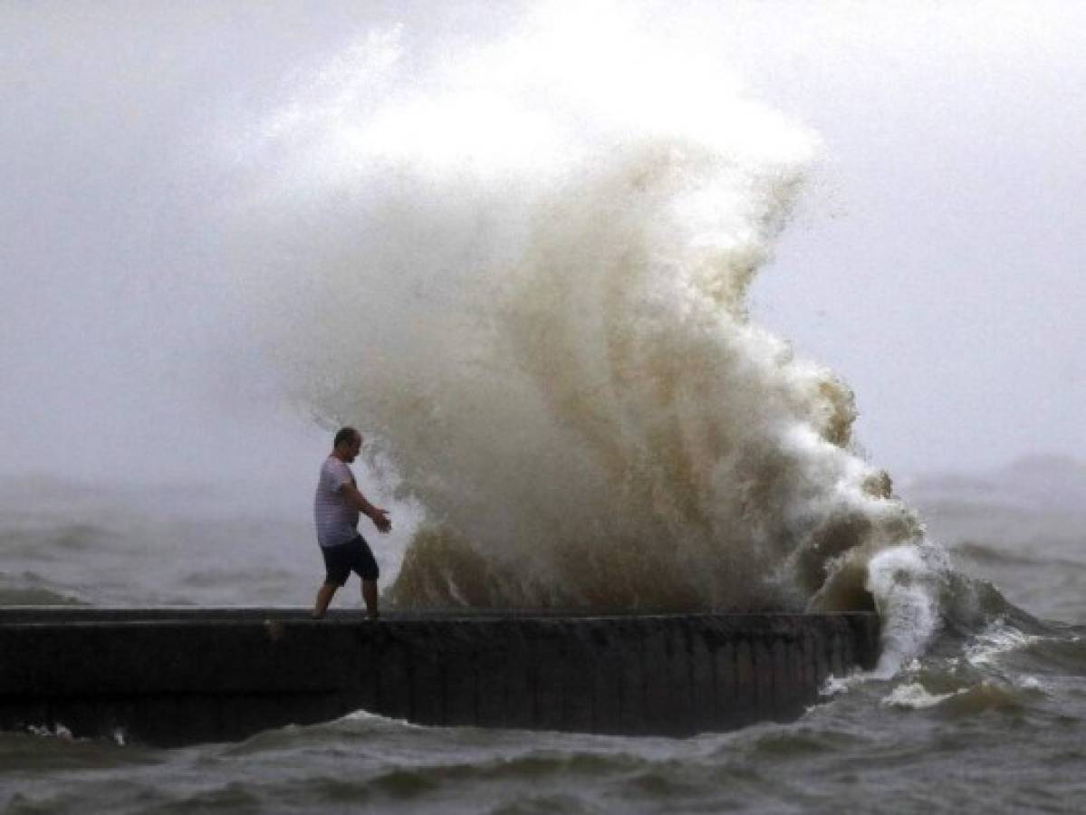 La tormenta tropical Cristóbal llega a Luisiana