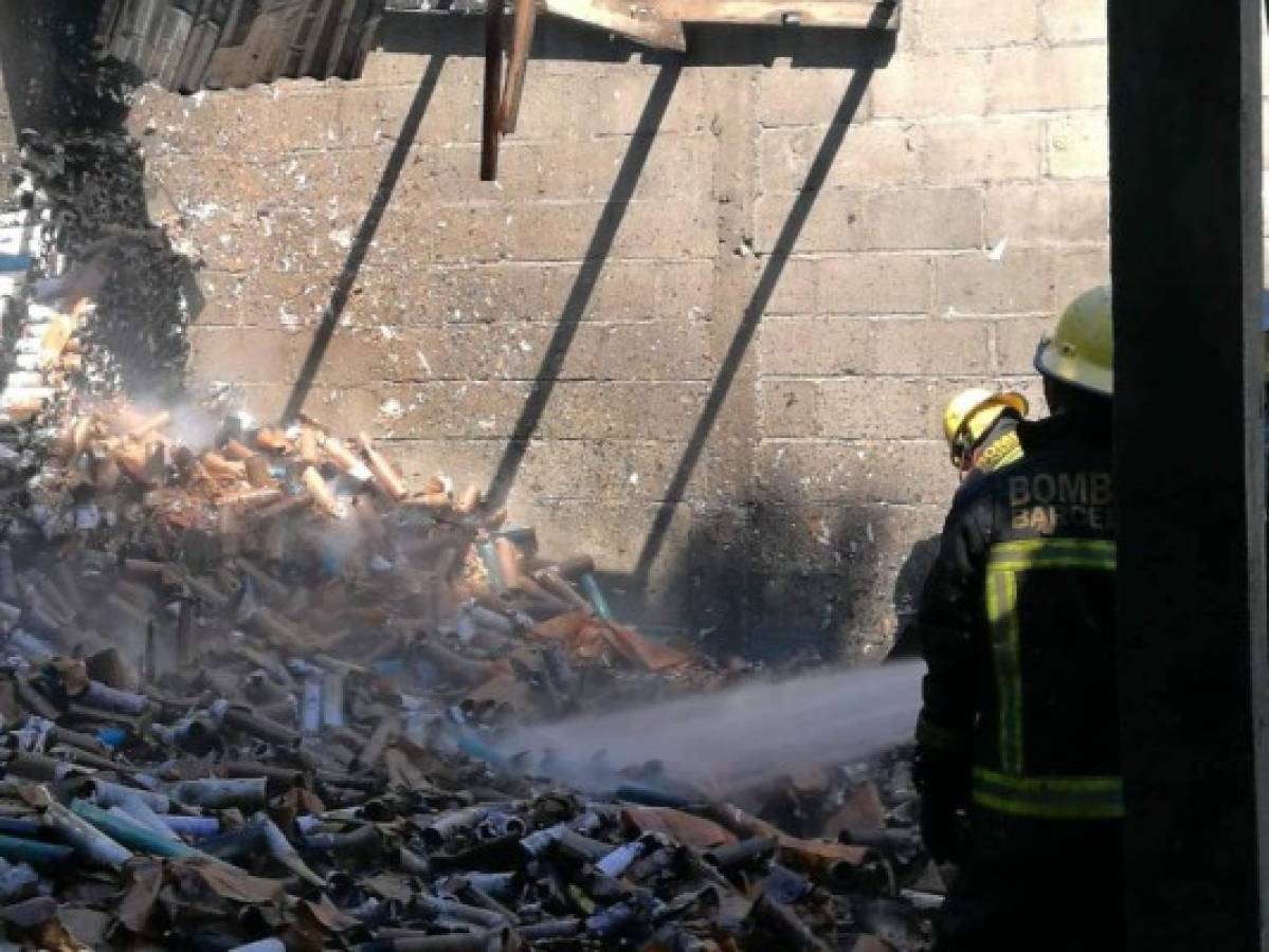 Con quemaduras de cuarto grado queda dueño de cohetería que explotó en Cofradía, Cortés