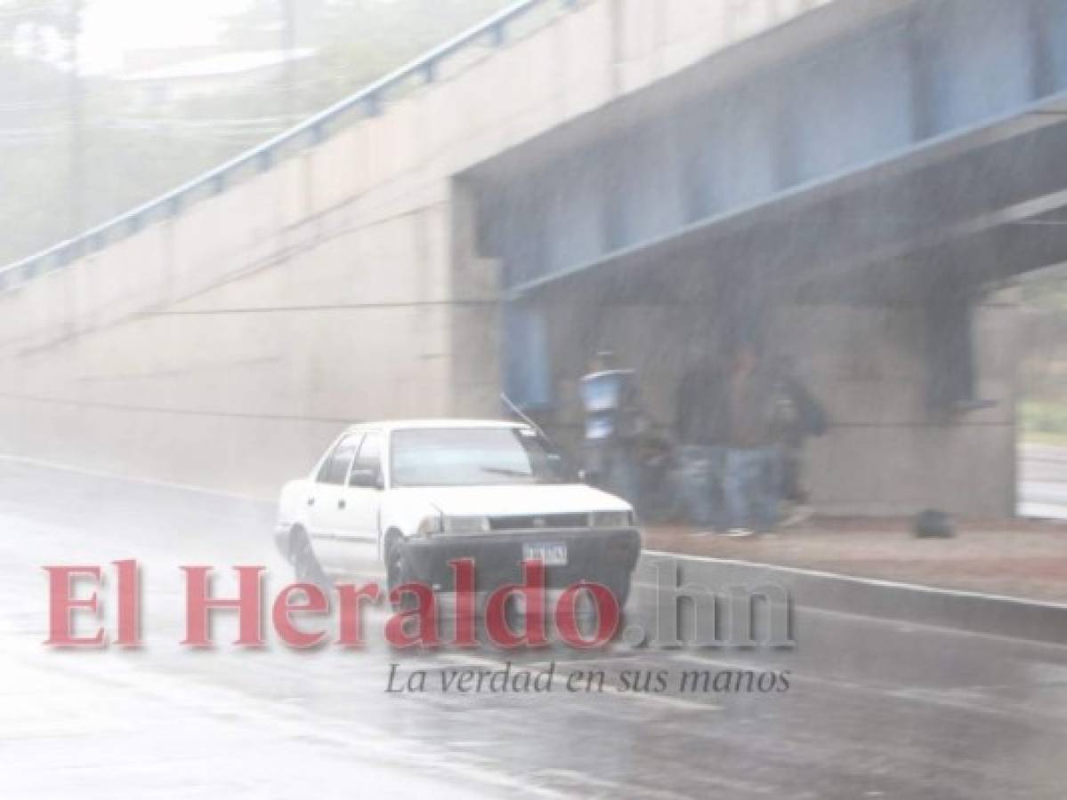 Pronostican lluvias y chubascos con actividad eléctrica para este sábado en Honduras