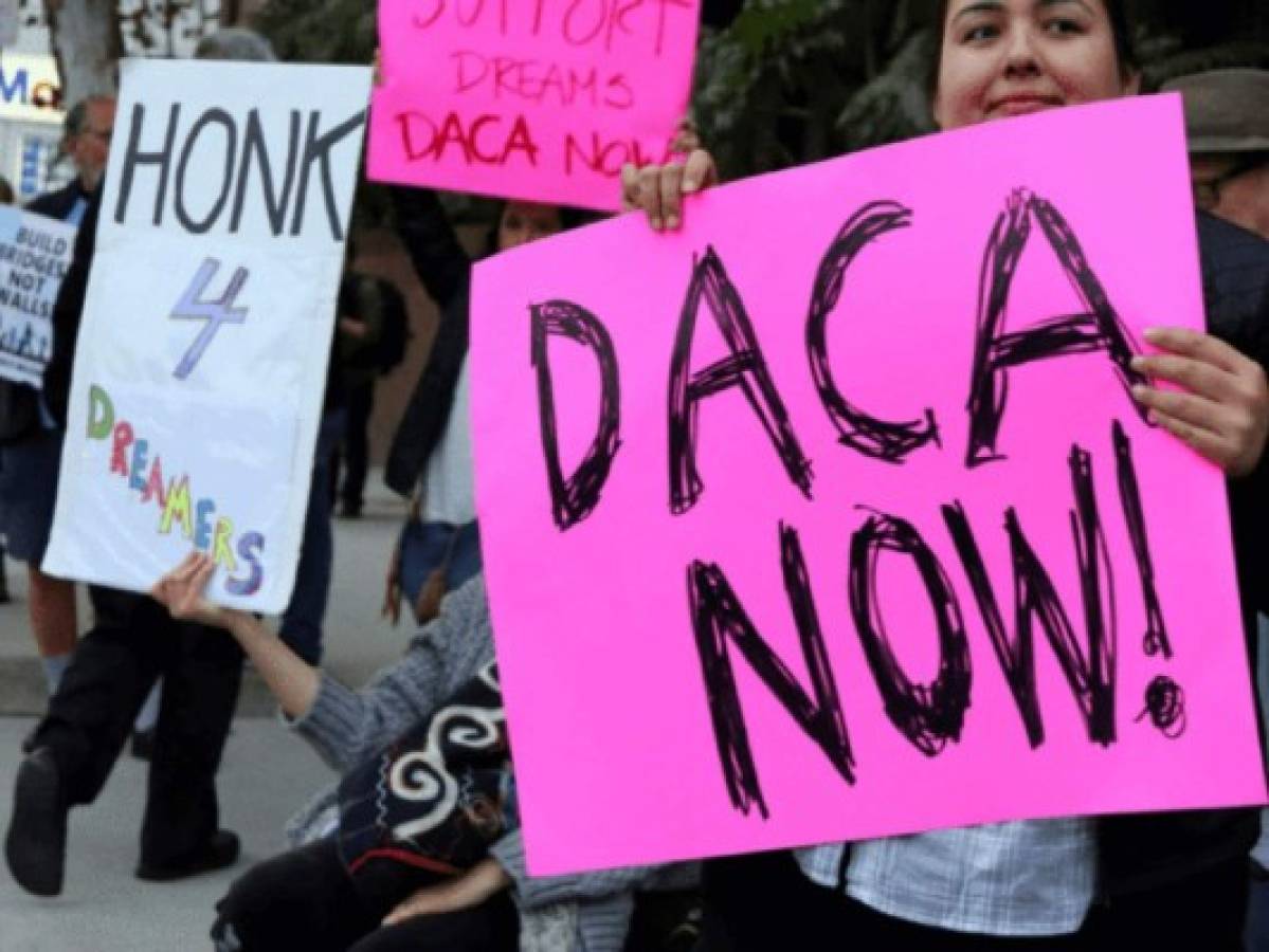 Al menos 18,500 'dreamers' hondureños bajo la mira de la deportación en Estados Unidos