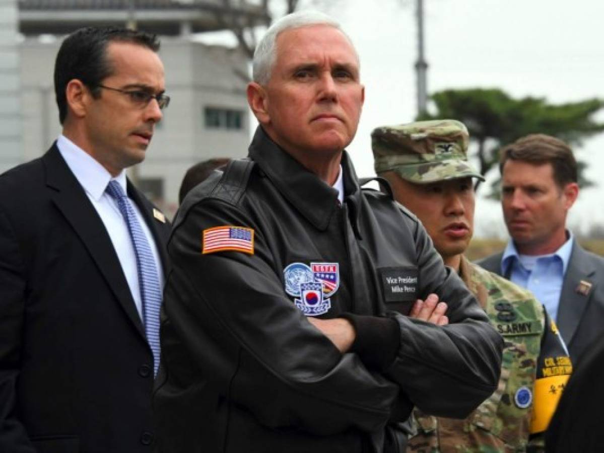 Pence advierte a Corea del Norte que 'todas las opciones están sobre la mesa'