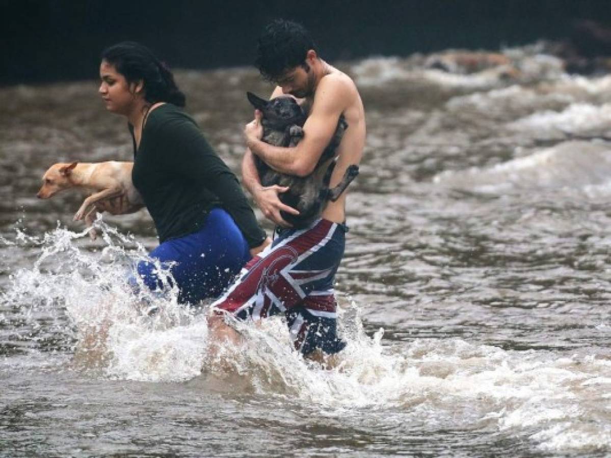 Tormenta tropical Lane provoca 'severas' inundaciones en Hawái 