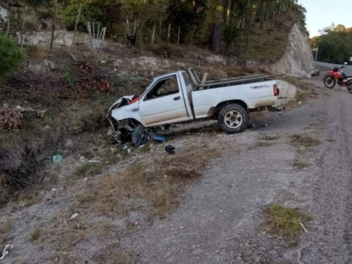 Este el vehículo que habría participado en el accidente y dentro del cual se encontraron varias latas de cerveza.