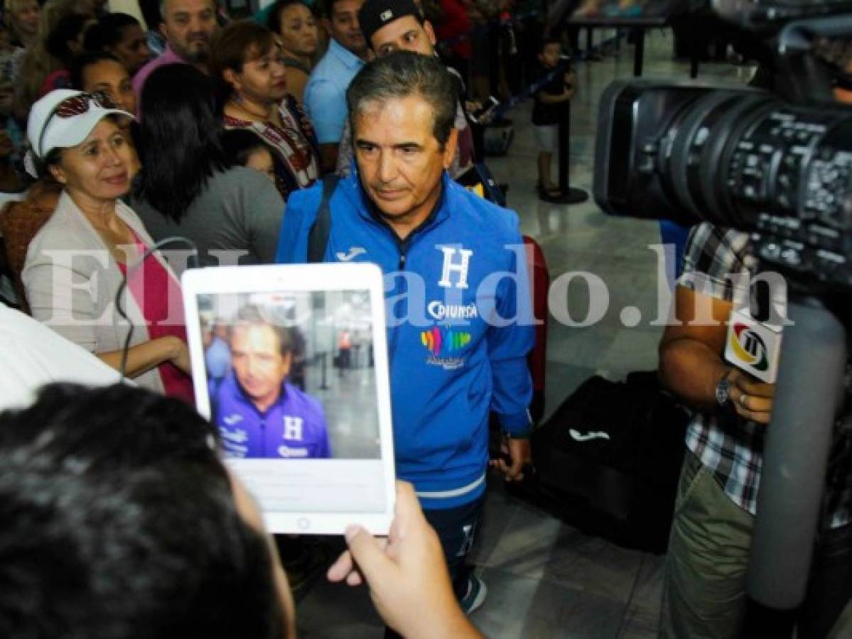 Cuenta falsa del entrenador de la Selección de Honduras Jorge Luis Pinto en Facebook confunde a aficionados