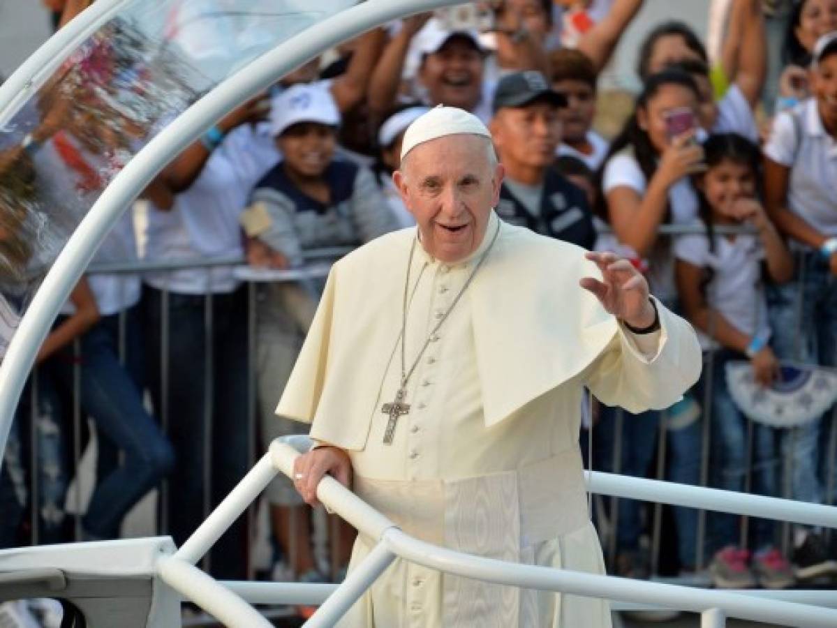 El primer día del papa Francisco en Panamá en tres momentos