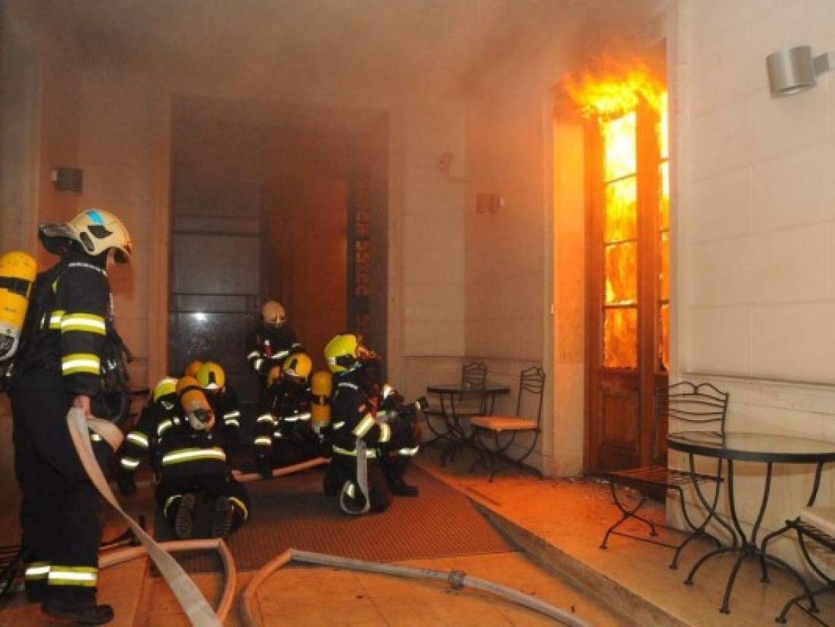 Ocho muertos en un incendio en un hospital checo 