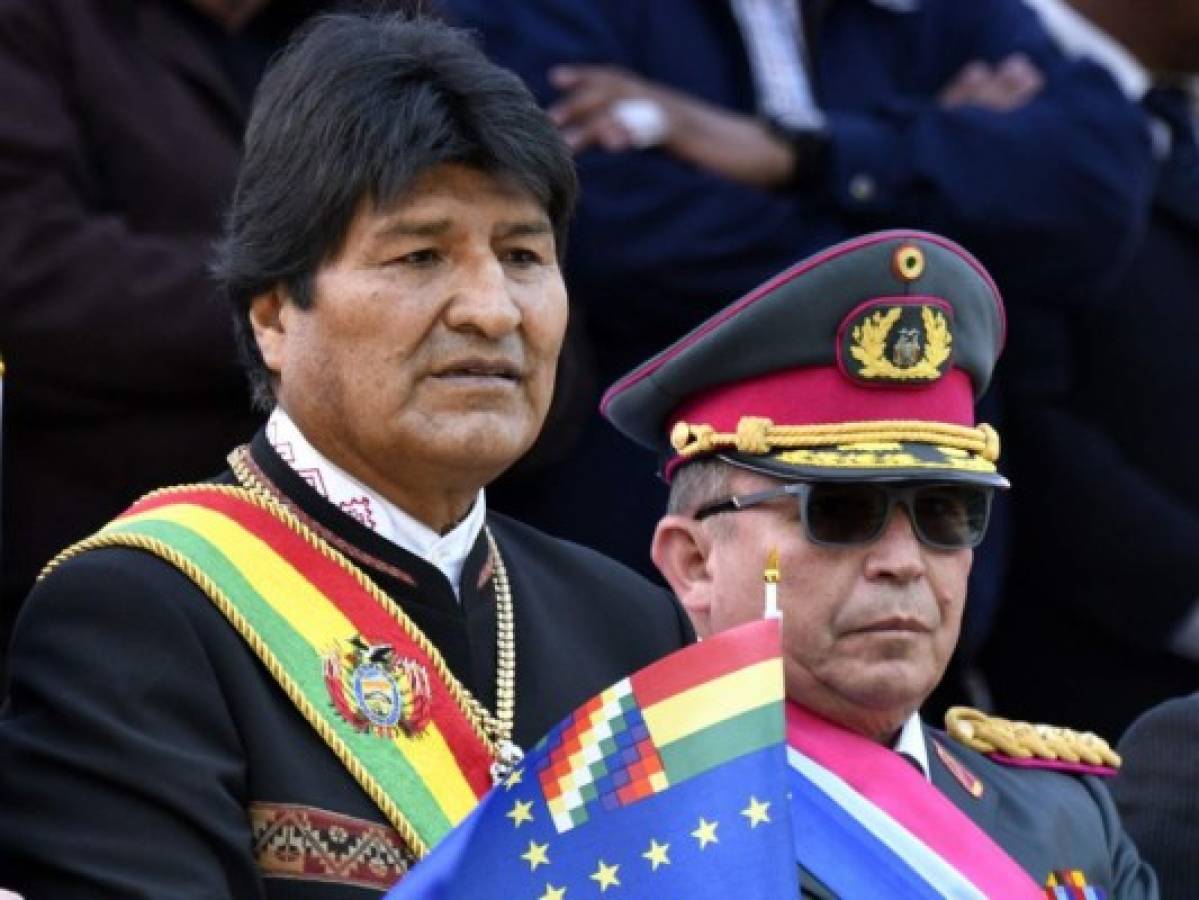 México ofrece asilo a Morales tras su renuncia en Bolivia